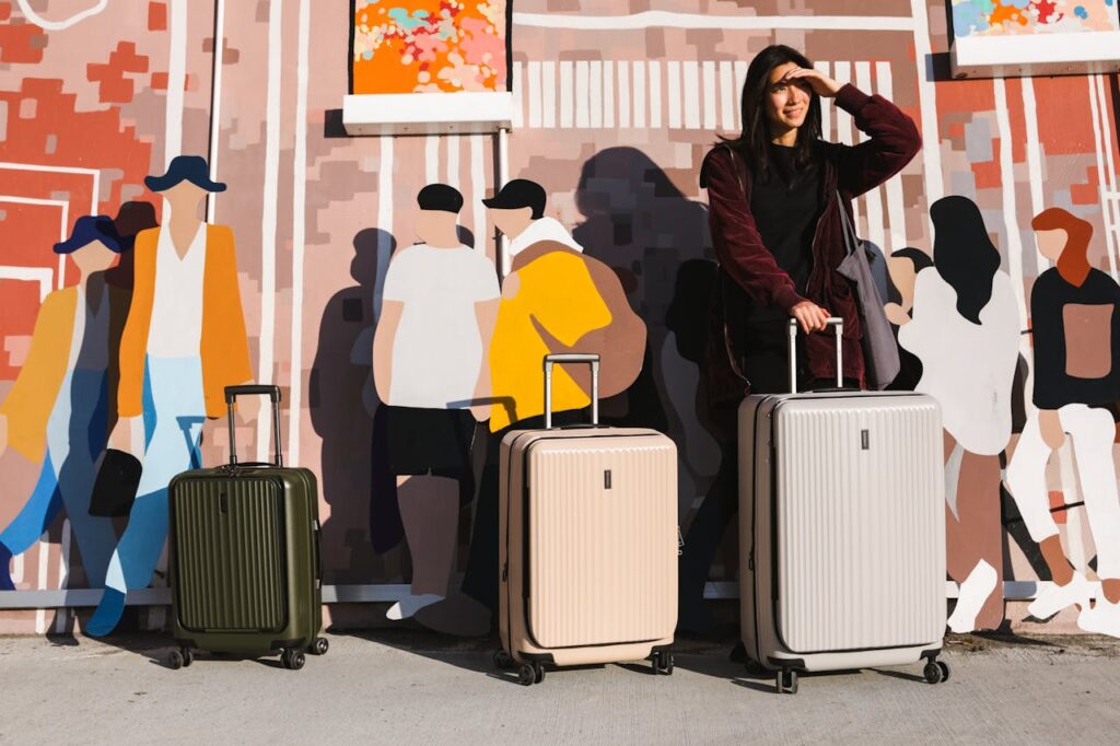 Travel Guide: Best Destinations, Budget Tips, and Travel Hacks