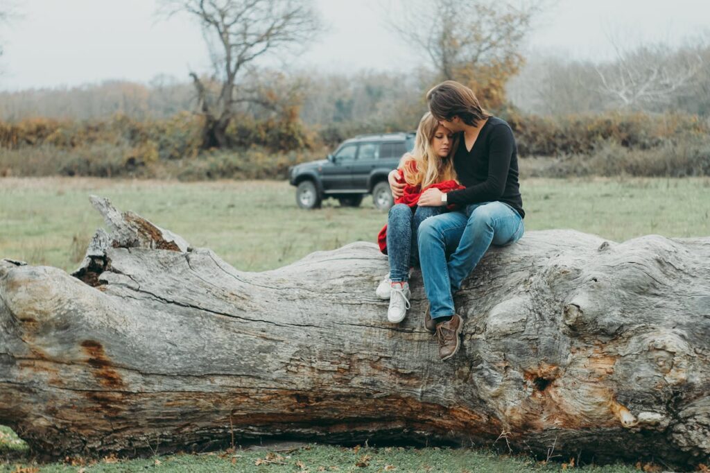 Funny & Fascinating Questions to Ask Your Match on Tinder